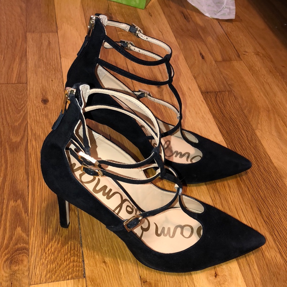 STRAPPY HEELS